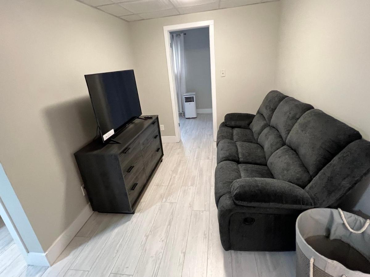 Le Centre-Ville Rouyn-Noranda Esterno foto