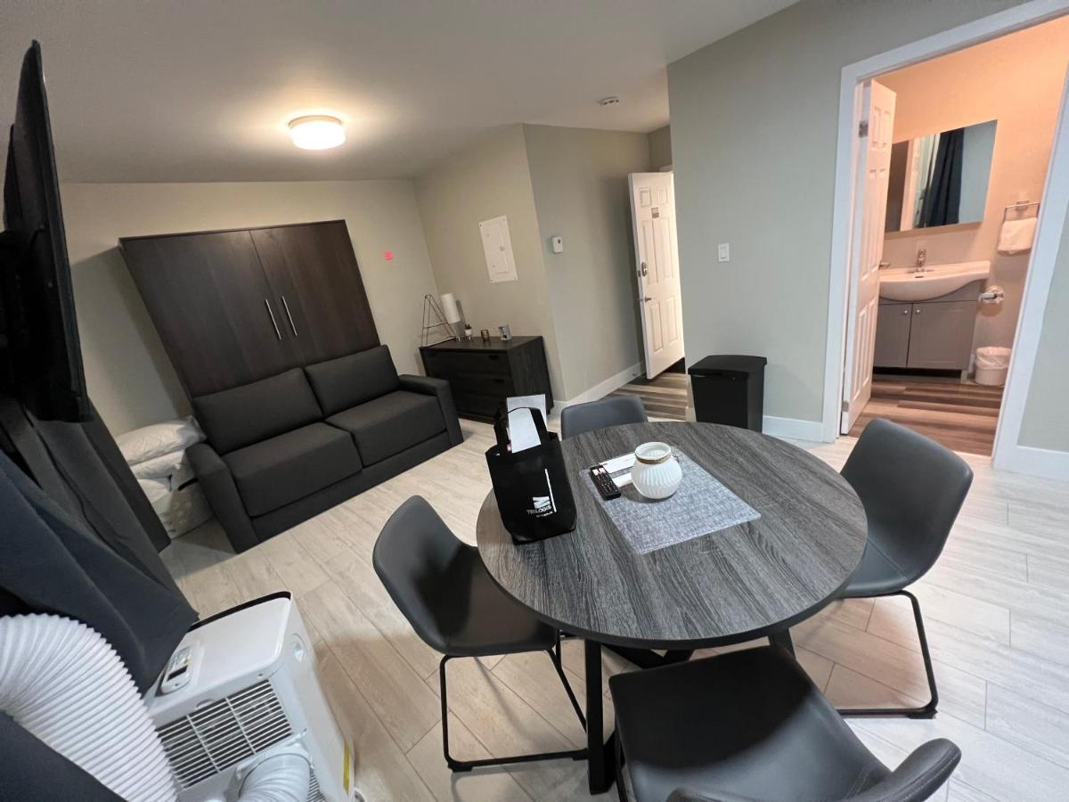 Le Centre-Ville Rouyn-Noranda Esterno foto